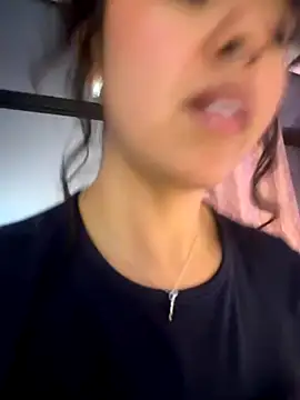 Snapshot of Amareto_ chatting on November 2025 12:13:02 AM Amareto online show from November 2025 12:13:02 AM