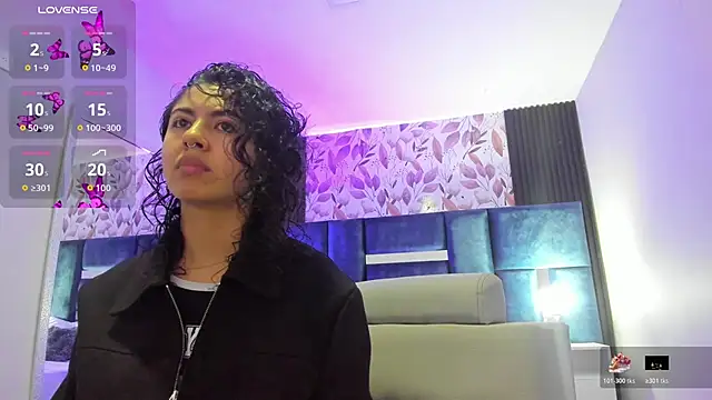 Amareto  online show from February 2026 11:04:02 AM