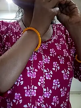 Snapshot of Hot-Shivani chatting on March 2025 01:53:02 AM Hot-Shivani online show from March 2025 01:53:02 AM