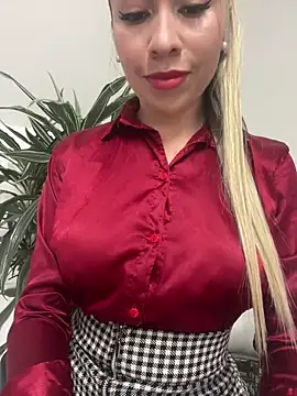 Ammy Castro online show from February 2025 05:51:01 PM