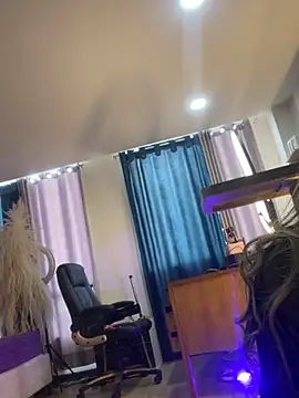 Ammy Castro online show from February 2026 09:11:02 PM