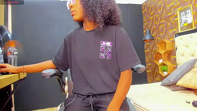 deyy madissonn online show from January 2025 07:11:01 PM