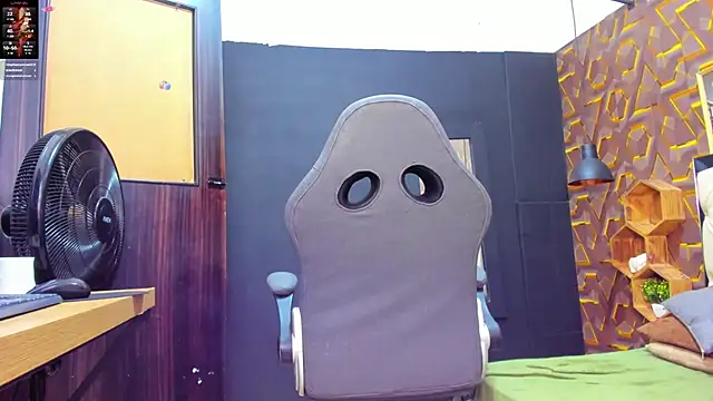 deyy madissonn online show from March 2025 03:54:02 AM