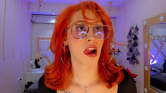 Juliana Saenzz online show from February 2025 12:03:02 PM