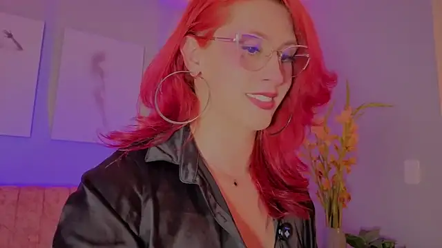 Juliana Saenzz online show from November 2025 04:01:02 AM