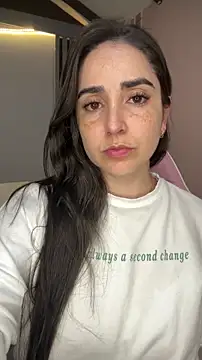 Victoria-And1 online show from December 2025 01:33:02 AM