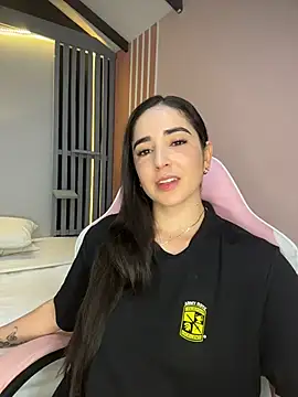 Victoria-And1 online show from February 2026 01:43:02 AM