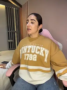 Victoria-And1 online show from February 2026 01:10:02 AM