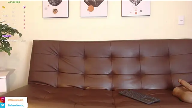 AleezaFrench online show from March 2025 02:08:02 PM