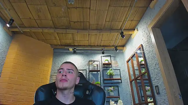 JordanThompson  online show from March 2025 09:13:01 PM