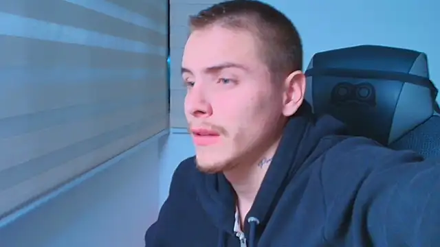 JordanThompson  online show from October 2025 12:27:01 AM