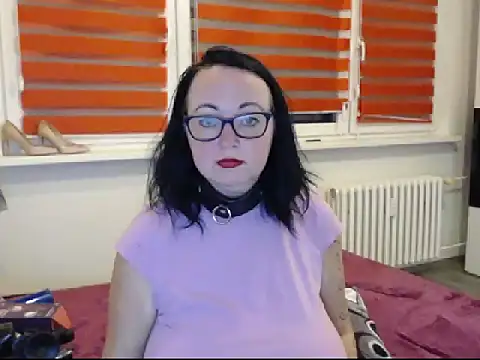 Alexie33 online show from February 2025 04:32:01 PM