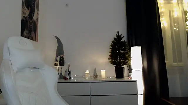 Simply the best online show from December 2024 06:10:01 PM