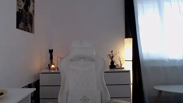 Simply the best online show from March 2025 02:44:01 PM