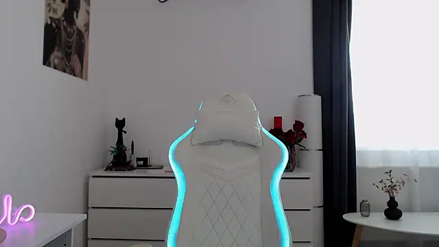 Simply the best online show from October 2025 09:01:01 AM