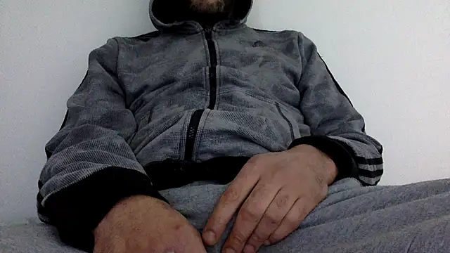 Snapshot of molozeb chatting on February 2026 07:15:01 AM molozeb online show from February 2026 07:15:01 AM