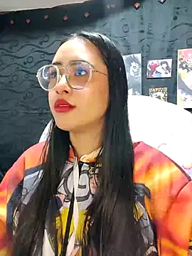 Janna mnt online show from December 2024 04:34:01 AM