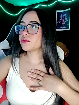 Janna mnt online show from October 2025 02:31:01 AM