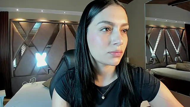 carina rossi online show from October 2025 01:01:02 PM