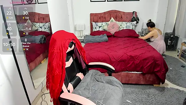 Snapshot of Marie_Mature chatting on December 2024 02:49:02 PM Marie Mature online show from December 2024 02:49:02 PM