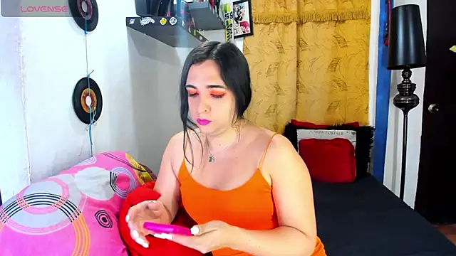 Snapshot of SARAMISHA chatting on February 2025 11:02:02 PM SARAMISHA online show from February 2025 11:02:02 PM