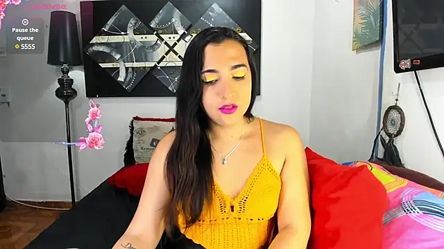 Snapshot of SARAMISHA chatting on February 2025 06:58:02 PM SARAMISHA online show from February 2025 06:58:02 PM