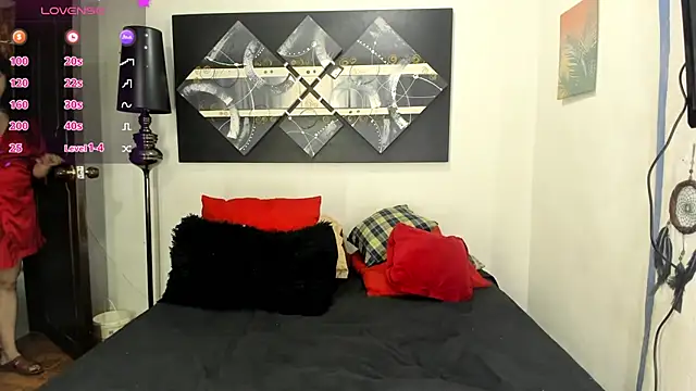 Snapshot of SARAMISHA chatting on March 2025 08:50:02 PM SARAMISHA online show from March 2025 08:50:02 PM