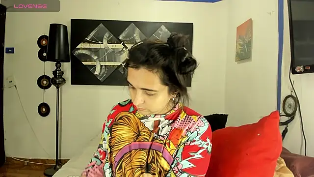 Snapshot of SARAMISHA chatting on September 2025 02:28:02 PM SARAMISHA online show from September 2025 02:28:02 PM