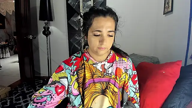 SARAMISHA online show from April 2026 04:44:02 PM