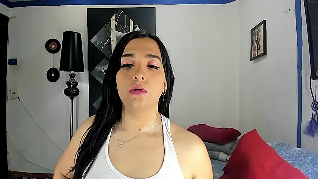 Snapshot of SARAMISHA chatting on April 2026 05:30:01 PM SARAMISHA online show from April 2026 05:30:01 PM