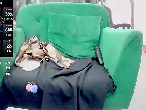 Snapshot of nina9384 chatting on February 2025 04:41:02 PM nina9384 online show from February 2025 04:41:02 PM