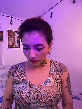 LiliJones  online show from March 2025 04:43:02 PM