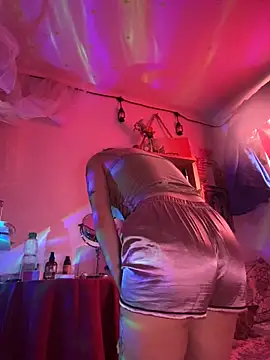 LiliJones  online show from September 2025 08:23:01 PM