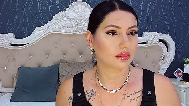 Lauren Saint online show from July 2026 08:19:02 AM