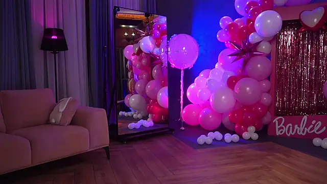 eva fashionista online show from February 2025 04:21:01 AM