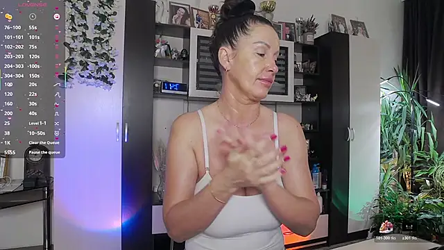 SheilaRyan online show from March 2026 04:41:01 AM