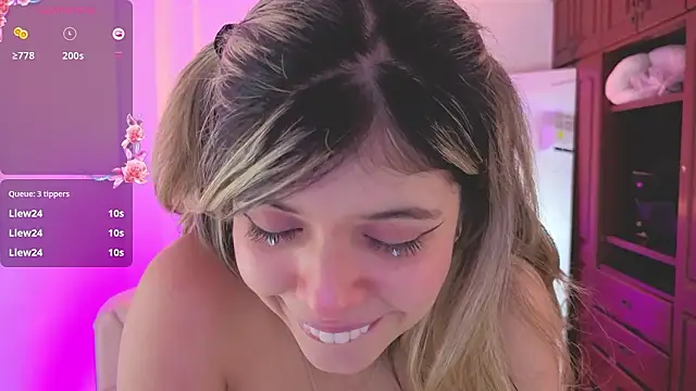 NATAASHA    online show from March 2026 05:44:01 AM