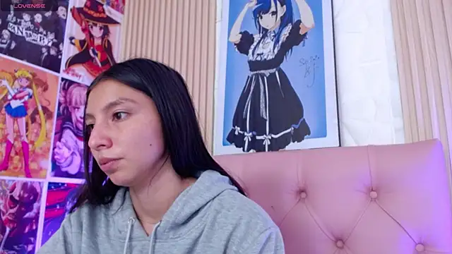 kendall saenz online show from December 2024 07:35:01 PM