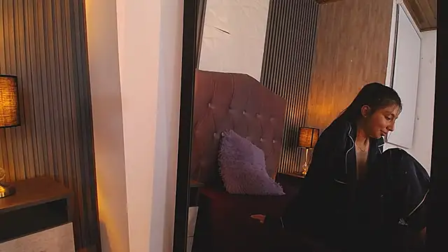 kendall saenz online show from February 2025 10:59:02 PM