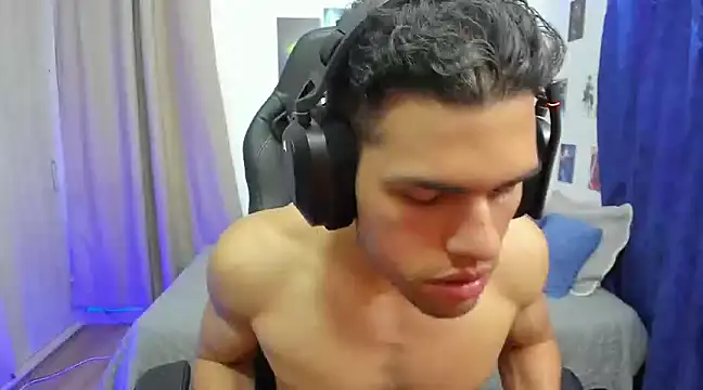 JacobKirito online show from December 2024 04:22:01 AM