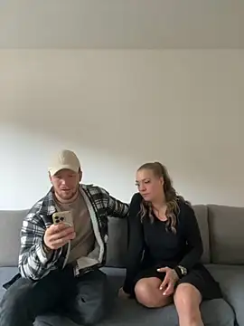 LizzyLush  online show from November 2025 01:44:02 PM