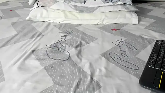 maybelline69 online show from October 2025 08:11:02 PM