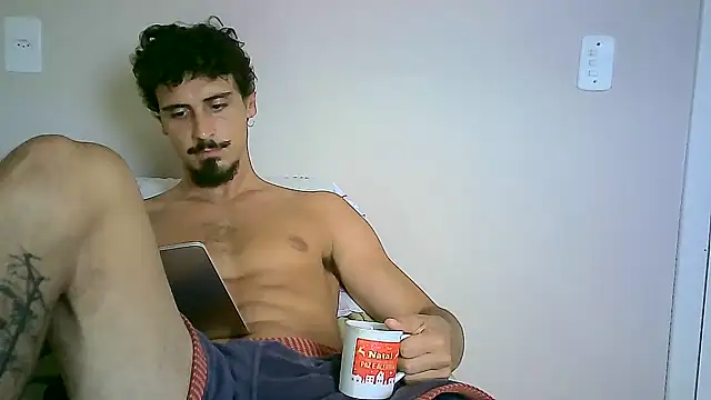 Snapshot of milkoffe chatting on January 2025 03:36:02 PM milkoffe online show from January 2025 03:36:02 PM