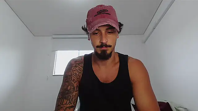 Snapshot of milkoffe chatting on February 2026 01:31:02 PM milkoffe online show from February 2026 01:31:02 PM