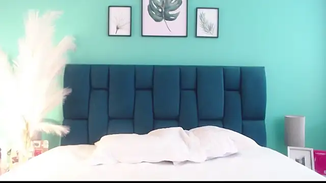 NicollColeman online show from March 2025 03:15:02 PM