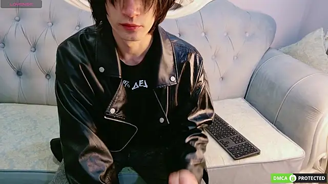 Snapshot of CalvinOwens chatting on April 2026 03:06:01 AM CalvinOwens online show from April 2026 03:06:01 AM