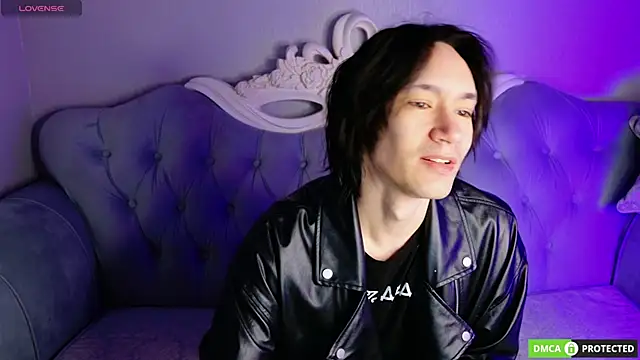 Snapshot of CalvinOwens chatting on April 2026 06:34:01 PM CalvinOwens online show from April 2026 06:34:01 PM