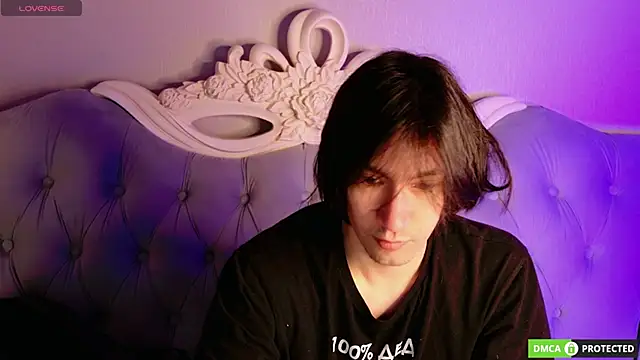 Snapshot of CalvinOwens chatting on April 2026 06:23:02 PM CalvinOwens online show from April 2026 06:23:02 PM