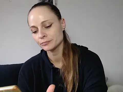 naikah714 online show from December 2024 12:49:01 PM