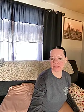 SidneyRaee online show from January 2025 04:19:01 PM